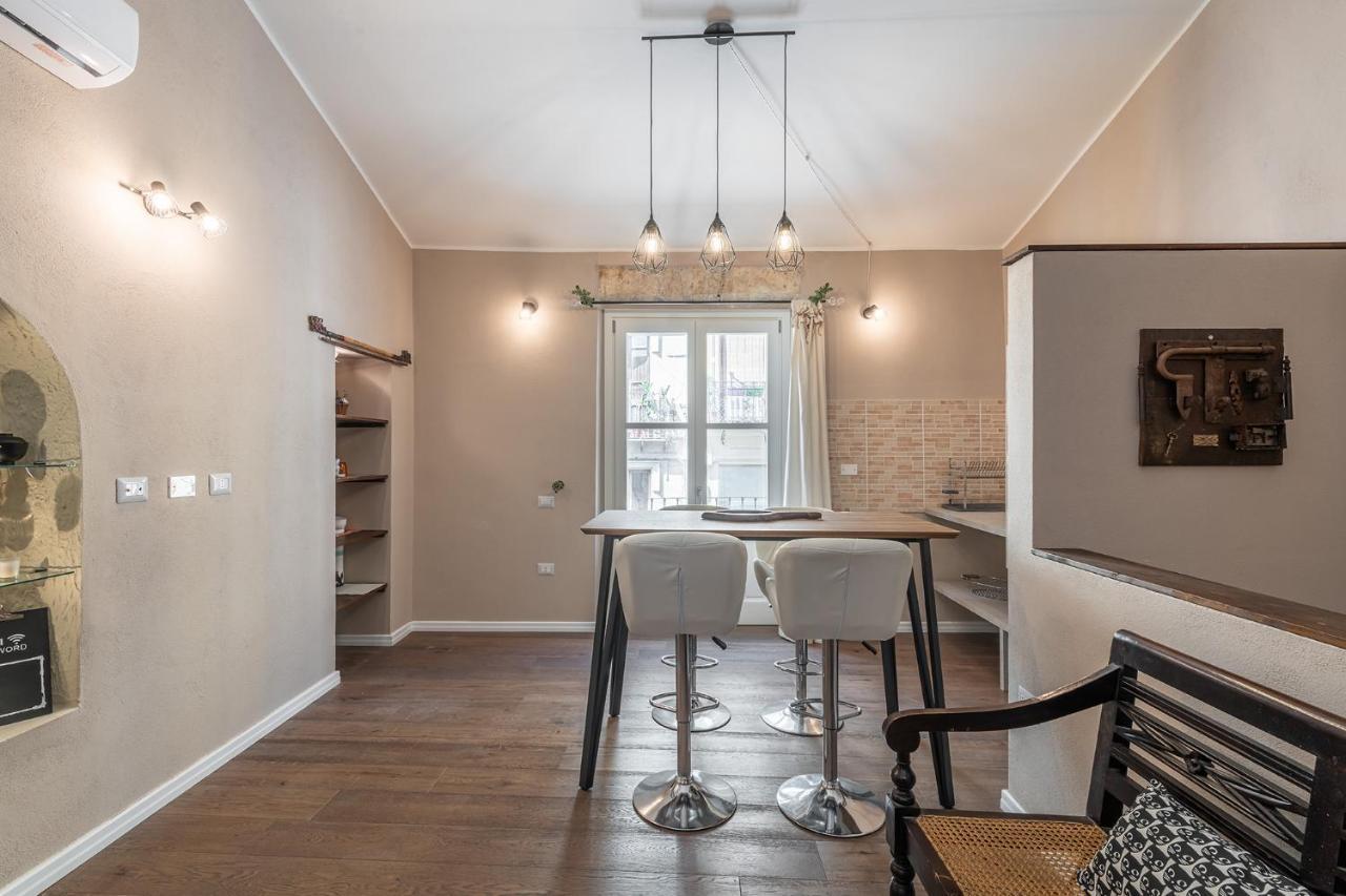 Promenade Boutique Rooms - City Centre Cagliari Bagian luar foto